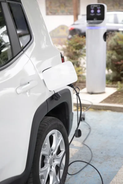 ชาร์จรถไฟฟ้าให้รวดเร็วกับ EV Charger ชนิด Chademo และ CCS2